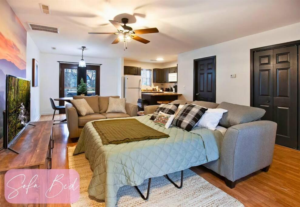 Willow Trace: Family Retreat, Hot Tub, Gaming! 鸽子谷 外观 照片